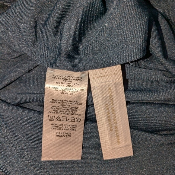 Ann Taylor Navy Blue Fitted Knee Length Dress Size 0 - Picture 5 of 5